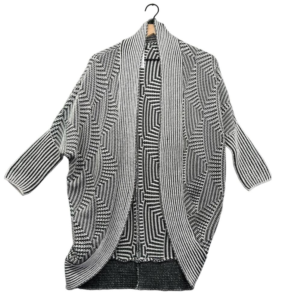 AEROPOSTALE Slouchy Cocoon Cardigan S Small Black White Geometric Open Fall